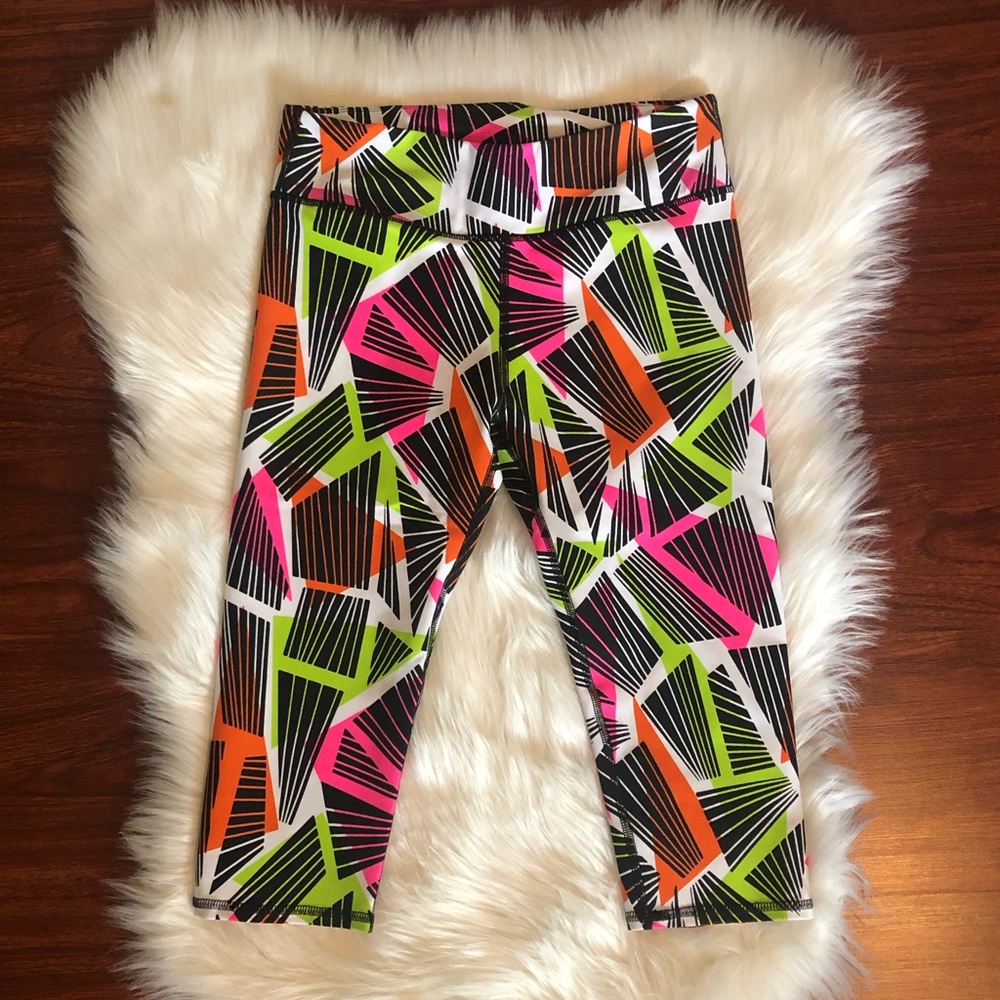 Fabletics Salar Capri Leggings
